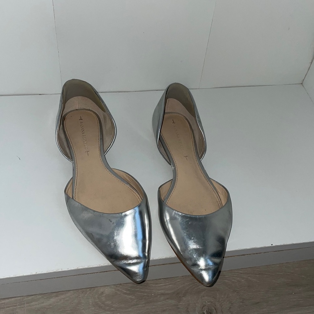Banana Republic Metallic Flats US 9